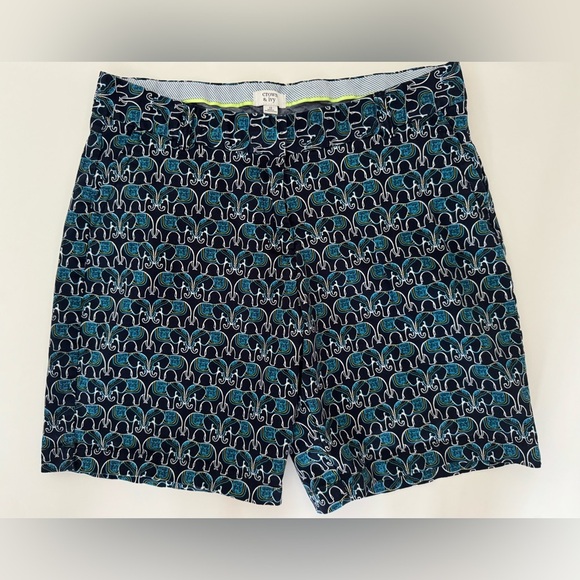 Crown & Ivy Women’s Elephant Patterned Shorts Size 12 Navy Blue Green Preppy - Picture 1 of 7